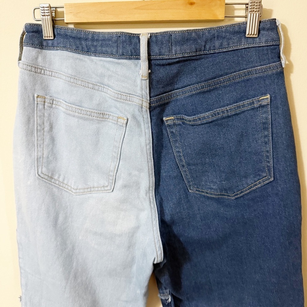 Hollister Ultra High Rise Vintage Straight Womens Jeans Size 29 (9S) Denim - Picture 4 of 6